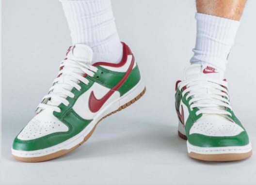 Nike Dunk Low Gorge Green Team Red: Style Unleashed